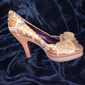 Poetic License heels!